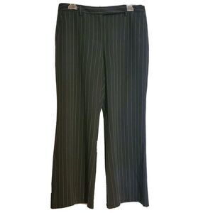 062) Nygard Collection Dress Pants Womens Size 8 Petite Black Pin Striped